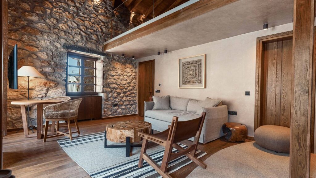 armenopetra-kaseas-living-room-couch