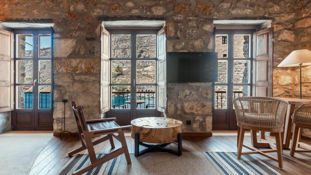 armenopetra-kaseas-living-room-view