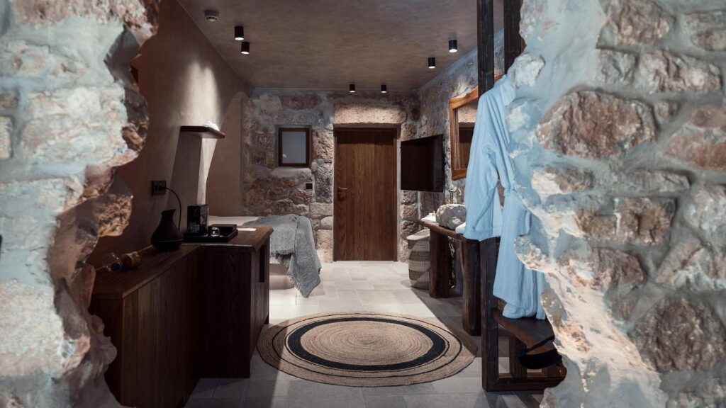 Katoi Room in Gerolimenas - KaSeas Boutique Hotel